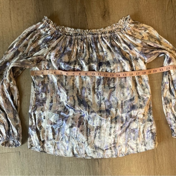 WHBM Womens Long Sleeve Silk Burnout Off The Shoulder Blouse M EUC - Picture 6 of 7